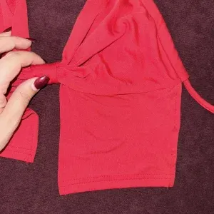 کراپ تاپ زنانه قرمز مدل بندی کد 1041
