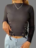 کراپ آستین‌ بلند پایین پرچی